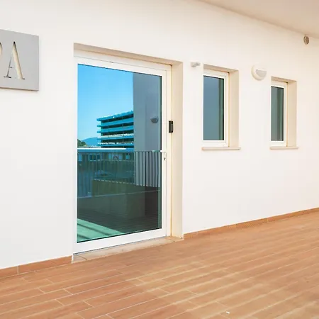 Marina View 9 With Pool By Homing Apartman *
